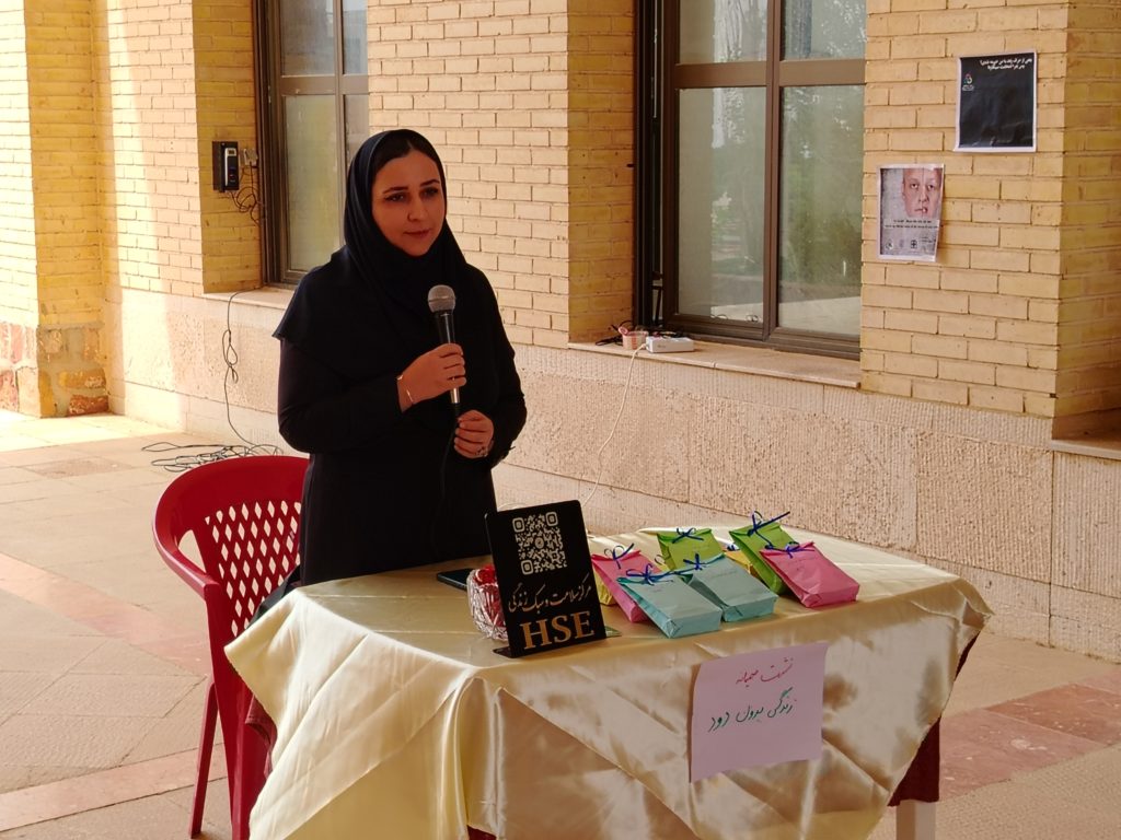 نشست صمیمانه زندگی بدون دود