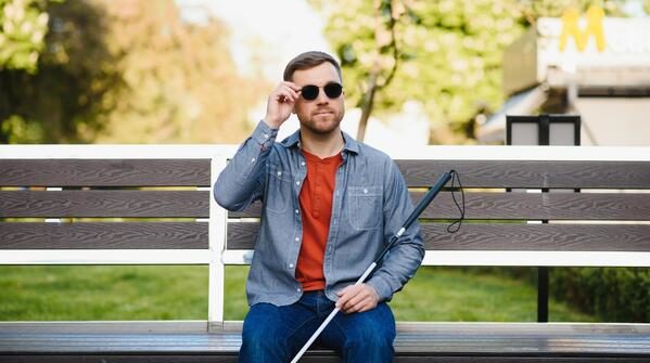 تاب‌آوری نابینایان