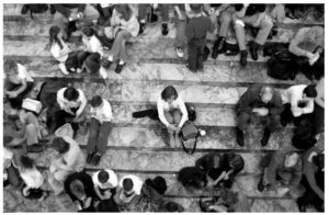 بی‌تفاوتی اجتماعی (Social Apathy)